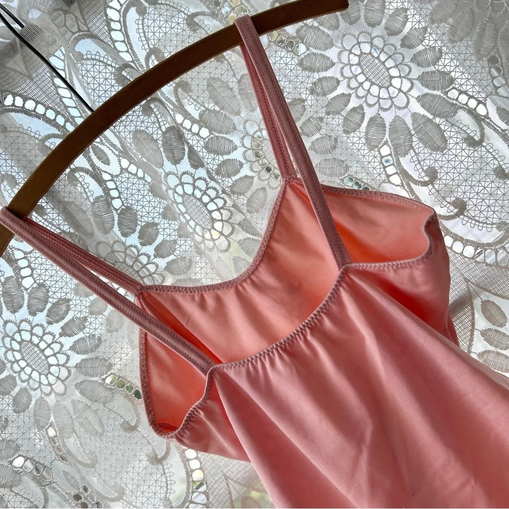 Made in USA Vintage Sweet Pink Ruched Silky Bodysuit
Small Women Ballet Leotard - Picture 5 of 6
